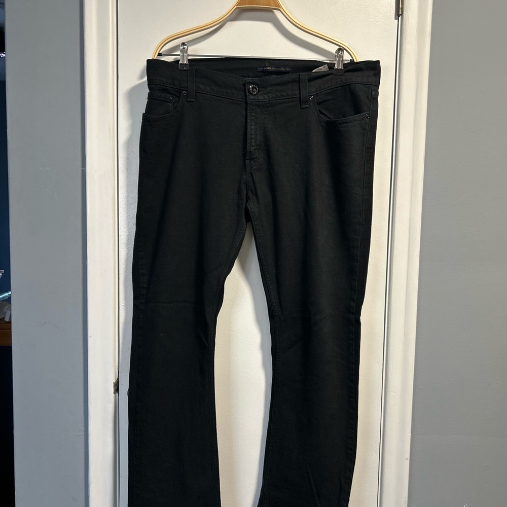 Levi’s Women’s Black Jeans
